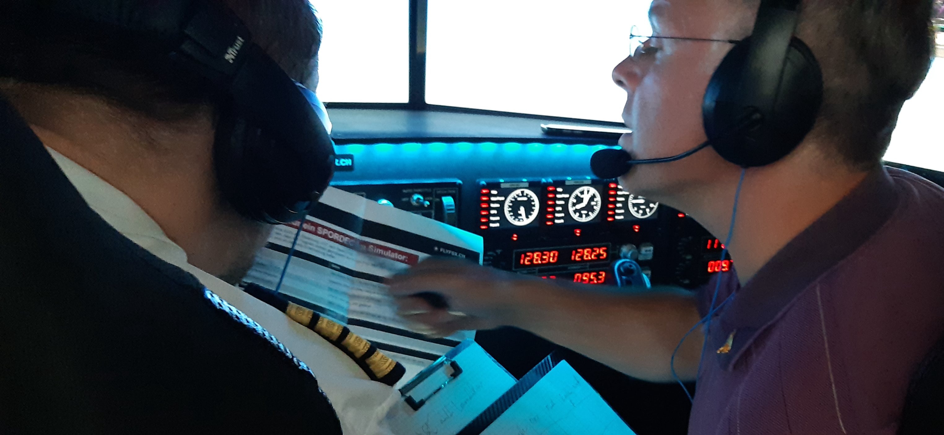 FLYFSX - Flugsimulator - Flight Simulator - Rüchligweg 55 - 4125 Riehen - Basel - Baden - Aarau - Zürich - Schweiz - Lörrach - Freiburg - Deutschland.